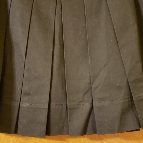 Loft Black pleated skirt - Picture 3 of 3